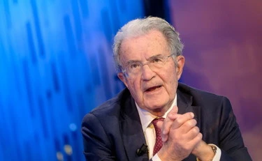 Romano Prodi sotterra la Schlen: "Esistere, basterebbe questo"