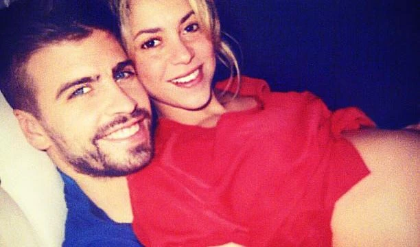E&apos; nato il figlio di Shakira e Piqué. Gli hanno messo nome &quot;Milan&quot;