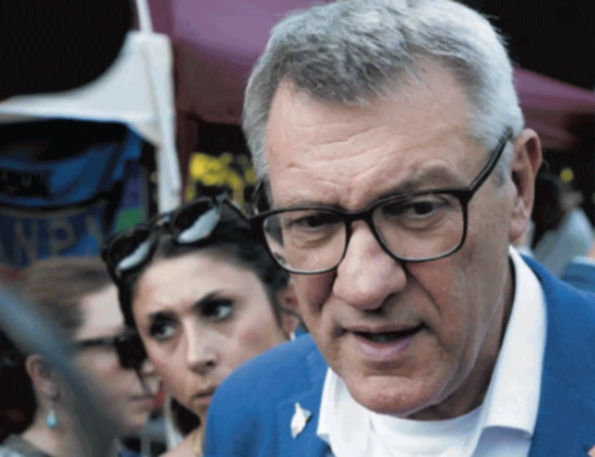 Leggi l'articolo: 740mila euro, Landini salvato da Giorgia Meloni: lo smacco più grande per il leader dalla Cgil