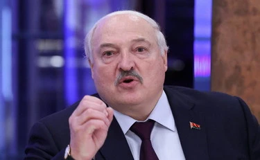 Biellorussia, Lukashenko rilascia 123 prigionieri: cosa chiede in cambio a Trump