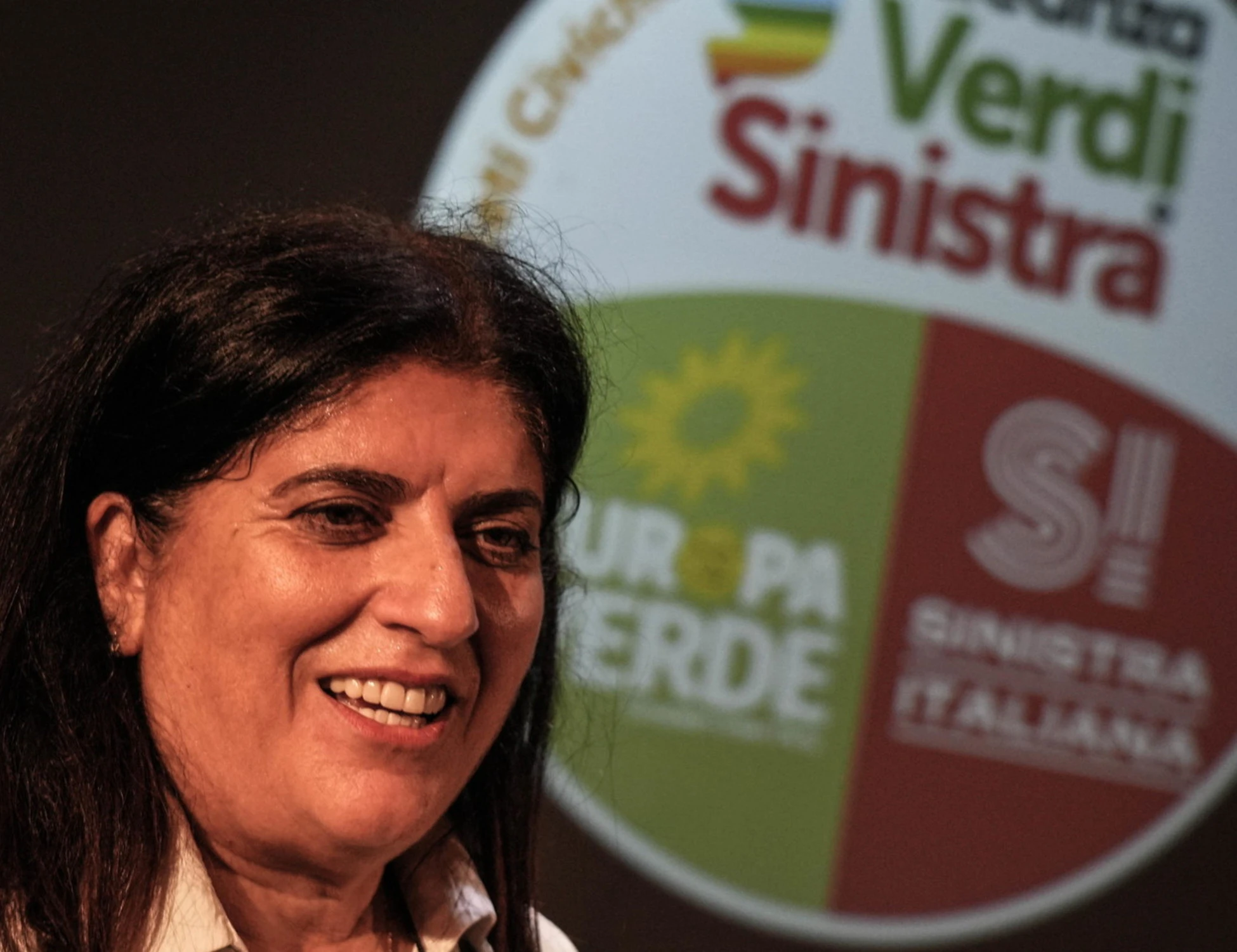 Regionali, la napoletana pro-Pal che inneggia a Hitler? Silurata!