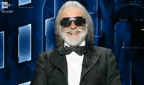 Mauro Corona choc dalla Berlinguer: in frac in diretta? Meglio sui monti