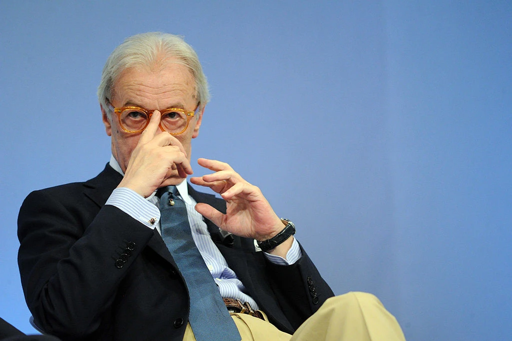 Paolo Del Debbio scrive quasi furioso: "Social governati dal demonio"