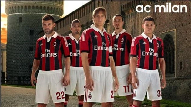 I tifosi minacciano la class action. La società: &quot;Rimborsiamo gli abbonamenti&quot;