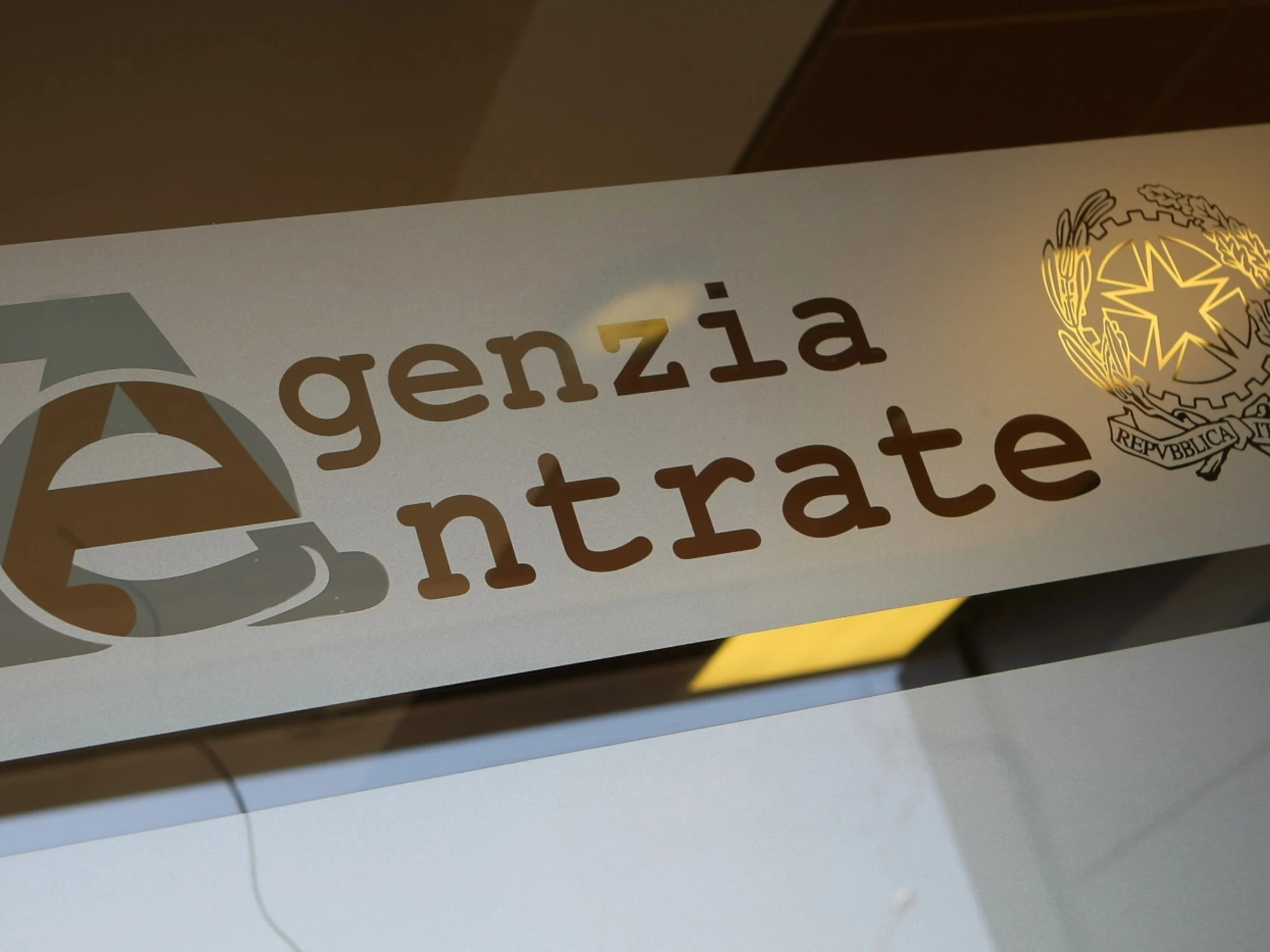 Sito delle Entrate bloccato: scatta l'allarme tra i commercialisti